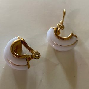 vintage monet signed clip earrings white and gold tone